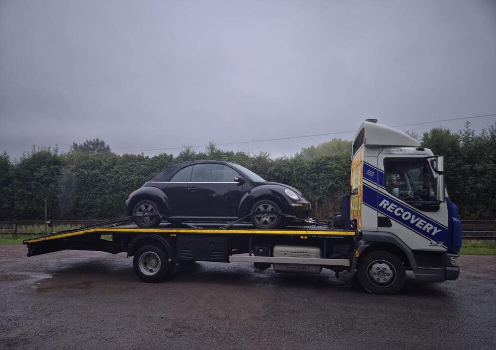 Car recovery near me and breakdown recovery service. Vehicle towing, tow truck service Northamptonshire, Buckinghamshire and Bedfordshire